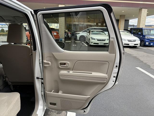 ワゴンＲ ハイブリッドＦＸ　ＣＤステレオ・キーレス・電動格納ドアミラー・シートヒーター・アイドリングストップ・横滑り防止（32枚目）