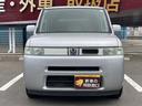 禁煙車のザッツです。ＤＶＤナビ　ワンセグＴＶ　キーレス　プライバシーガラス　Ｗエアバッグ等装備！
