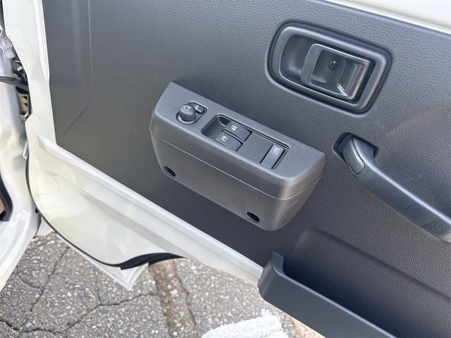 ハイゼットトラック ジャンボエクストラ /4WD/5速/LEDヘッドライト&フォグランプ/スマートキー/電動格納式ドアミラー(7枚目)