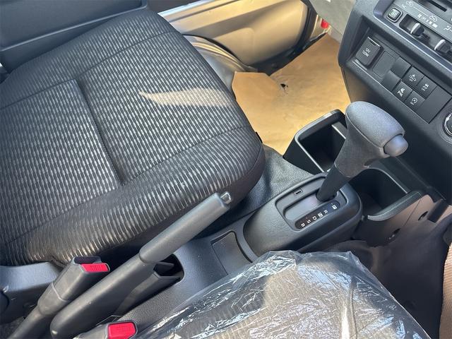 ハイゼットトラック ジャンボエクストラ /2WD/CVT/LEDヘッドライト&フォグランプ/スマートキー/電動格納式ドアミラー/オーディオレス(12枚目)