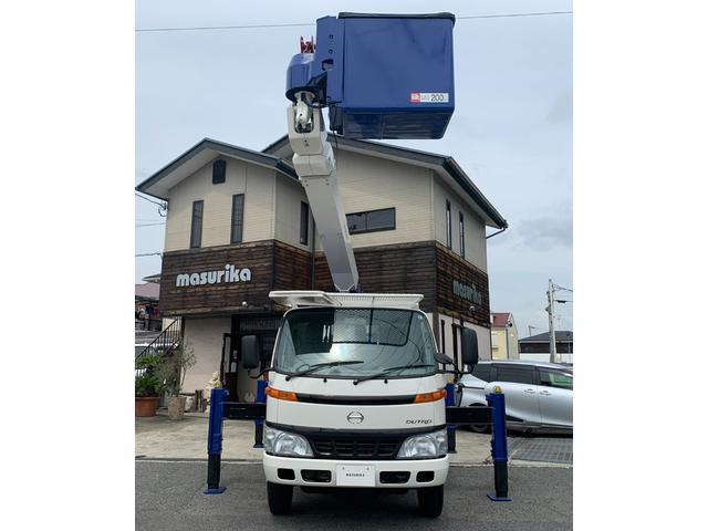 　スカイマスター　アイチＳＨ１４０　絶縁タイプ（電工仕様）作業床最大地上高１４ｍ　最大積載荷重２００ｋｇ　アウトリガー張り出し３３５０ｍｍ　絶縁バケット　絶縁ブーム　ＥＴＣ　ウィンチ用バッテリー(2枚目)