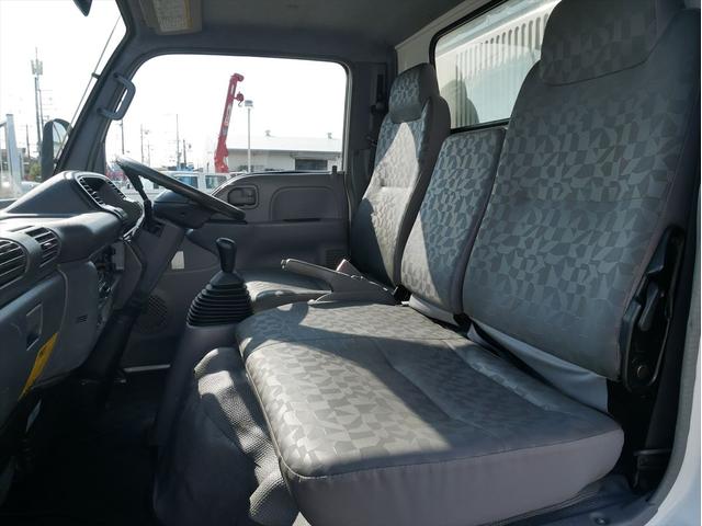 エルフトラック 3t高床強化ダンプ 5速マニュアル/3ペダル アオリ一方開仕様 新明和製(DR2-0110SY) ETC HSA(坂道発進補助装置)中間ピン2ヶ DPD(ディーゼル粒子拡散装置) ASR(駆動防滑装置)タレゴム新調 フロントフォグランプ(27枚目)