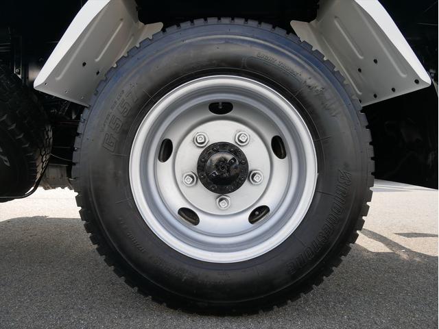 エルフトラック 3t高床強化ダンプ 5速マニュアル/3ペダル アオリ一方開仕様 新明和製(DR2-0110SY) ETC HSA(坂道発進補助装置)中間ピン2ヶ DPD(ディーゼル粒子拡散装置) ASR(駆動防滑装置)タレゴム新調 フロントフォグランプ(35枚目)