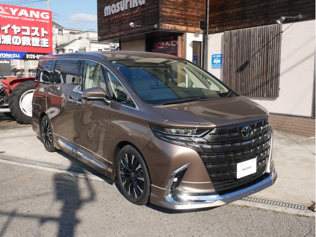 アルファードハイブリッド エグゼクティブラウンジ　登録済未使用車　寒冷地仕様　ニュートラルベージュ　ユニバーサルステップ　モデリスタエアロパーツセット　１９インチアルミホイール　デジタルインナーミラー　おくだけ充電　エグゼクティブフロアマットセット（9枚目）