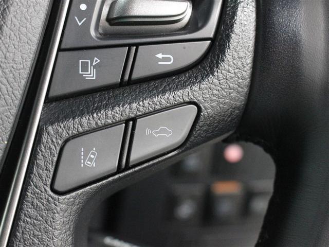 アルファードハイブリッド エグゼクティブラウンジＳ　革シート　４ＷＤ　フルセグ　メモリーナビ　ＤＶＤ再生　ミュージックプレイヤー接続可　後席モニター　バックカメラ　衝突被害軽減システム　ＥＴＣ　ドラレコ　両側電動スライド　ＬＥＤヘッドランプ　３列シート（8枚目）