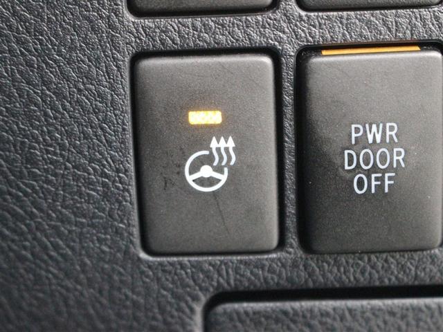 アルファードハイブリッド エグゼクティブラウンジＳ　革シート　４ＷＤ　フルセグ　メモリーナビ　ＤＶＤ再生　ミュージックプレイヤー接続可　後席モニター　バックカメラ　衝突被害軽減システム　ＥＴＣ　ドラレコ　両側電動スライド　ＬＥＤヘッドランプ　３列シート（9枚目）