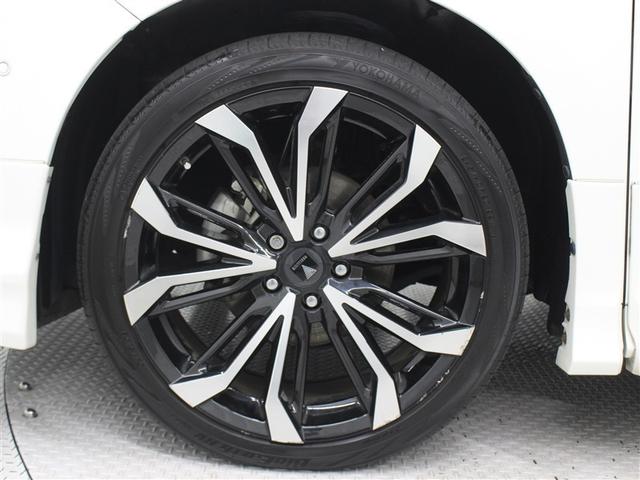 アルファードハイブリッド エグゼクティブラウンジＳ　革シート　４ＷＤ　フルセグ　メモリーナビ　ＤＶＤ再生　ミュージックプレイヤー接続可　後席モニター　バックカメラ　衝突被害軽減システム　ＥＴＣ　ドラレコ　両側電動スライド　ＬＥＤヘッドランプ　３列シート（20枚目）