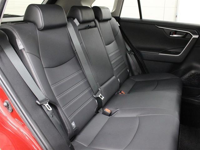 RAV4 ハイブリッドG 4WD ミュージックプレイヤー接続可 バックカメラ 衝突被害軽減システム ETC ドラレコ LEDヘッドランプ アイドリングストップ(11枚目)