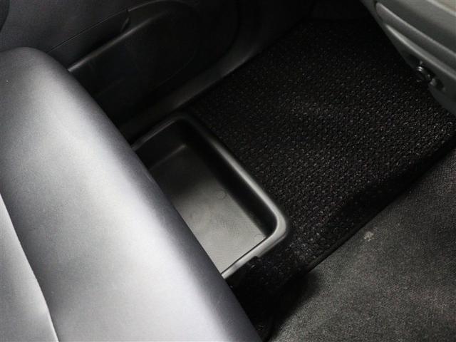 ����ȃV�[�g�A���_�[�g���C�ł��B