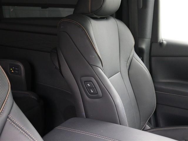 アルファード Ｚ　４ＷＤ　フルセグ　メモリーナビ　ミュージックプレイヤー接続可　後席モニター　バックカメラ　衝突被害軽減システム　ＥＴＣ　ドラレコ　両側電動スライド　ＬＥＤヘッドランプ　乗車定員７人　３列シート（10枚目）