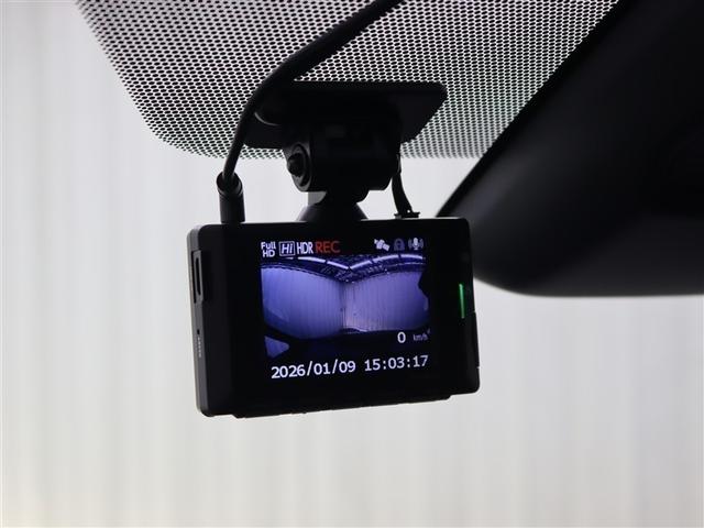 アルファード Ｚ　４ＷＤ　フルセグ　メモリーナビ　ミュージックプレイヤー接続可　後席モニター　バックカメラ　衝突被害軽減システム　ＥＴＣ　ドラレコ　両側電動スライド　ＬＥＤヘッドランプ　乗車定員７人　３列シート（29枚目）