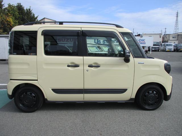 スペーシアギア ハイブリッドＸＺ　車検整備受渡　全方位カメラ付きメモリーナビ　車検整備受渡　全方位カメラ付きメモリーナビ　後席両側パワースライドドア　ドラレコ前後　　コーナーセンサー　車線逸脱警報装置　運転席・助手席シートヒーター　横滑り防止機能（11枚目）