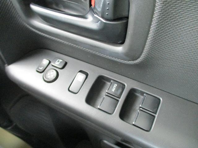 スペーシアギア ハイブリッドＸＺ　車検整備受渡　全方位カメラ付きメモリーナビ　車検整備受渡　全方位カメラ付きメモリーナビ　後席両側パワースライドドア　ドラレコ前後　　コーナーセンサー　車線逸脱警報装置　運転席・助手席シートヒーター　横滑り防止機能（28枚目）