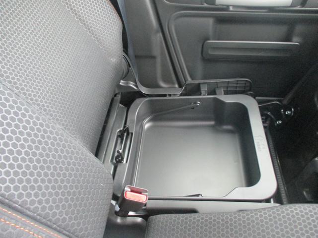 スペーシアギア ハイブリッドＸＺ　車検整備受渡　全方位カメラ付きメモリーナビ　車検整備受渡　全方位カメラ付きメモリーナビ　後席両側パワースライドドア　ドラレコ前後　　コーナーセンサー　車線逸脱警報装置　運転席・助手席シートヒーター　横滑り防止機能（29枚目）