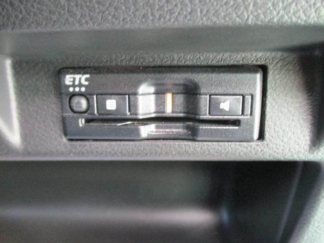 クロスビー ハイブリッドMZ バックモニター ディスプレイオーディオ バックモニター ETC フロアマット スマートキー プッシュスタート アイドリングストップ アダプティブクルーズコントロール LEDヘッドライト フォグランプ 盗難警報装置 シートヒーター(18枚目)