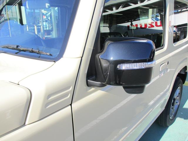 ジムニー ＸＣ　メモリーナビ＆バックカメラ付き　衝突被害軽減ブレーキ付　ドライブレコーダー　ＥＴＣ車載器　フロアマット　スマートキー　プッシュスタート　シートヒーター　ＬＥＤヘッドライト　オートライト　電動格納ミラー　フルフラット（10枚目）