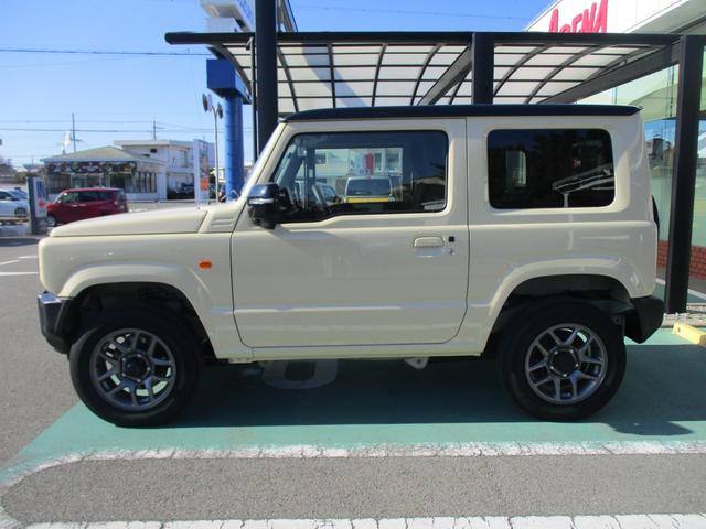 ジムニー ＸＣ　メモリーナビ＆バックカメラ付き　衝突被害軽減ブレーキ付　ドライブレコーダー　ＥＴＣ車載器　フロアマット　スマートキー　プッシュスタート　シートヒーター　ＬＥＤヘッドライト　オートライト　電動格納ミラー　フルフラット（11枚目）