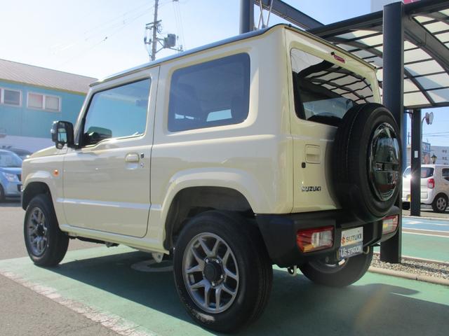 ジムニー ＸＣ　メモリーナビ＆バックカメラ付き　衝突被害軽減ブレーキ付　ドライブレコーダー　ＥＴＣ車載器　フロアマット　スマートキー　プッシュスタート　シートヒーター　ＬＥＤヘッドライト　オートライト　電動格納ミラー　フルフラット（12枚目）