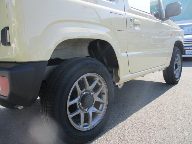 ジムニー ＸＣ　メモリーナビ＆バックカメラ付き　衝突被害軽減ブレーキ付　ドライブレコーダー　ＥＴＣ車載器　フロアマット　スマートキー　プッシュスタート　シートヒーター　ＬＥＤヘッドライト　オートライト　電動格納ミラー　フルフラット（19枚目）