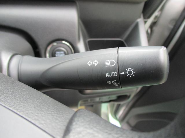 ワゴンＲ ハイブリッドＦＸ－Ｓ　衝突被害軽減ブレーキ　オーディオレス　スマートキー　プッシュスタート　盗難警報装置　アイドリングストップ　アダプティブクルーズコントロール　フロアマット　オートライト　シートヒーター（42枚目）