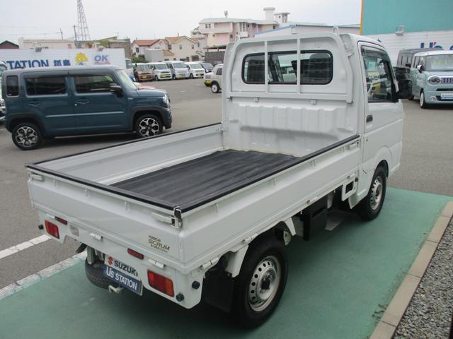 スクラムトラック ＫＣエアコン・パワステ　アウトレット車　４ＷＤ　３ＡＴ　フロアマット　ドアバイザー　荷台マット　ＡＢＳ（12枚目）