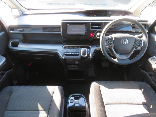 ステップワゴンスパーダ スパーダハイブリッド　Ｇ　ホンダセンシング　ドライブレコーダー　ＥＴＣ　バックカメラ　ナビ　ＴＶ　オートクルーズコントロール　レーンアシスト　衝突被害軽減システム　両側電動スライドドア　オートライト　ＬＥＤヘッドランプ　スマートキー　３列シート（2枚目）