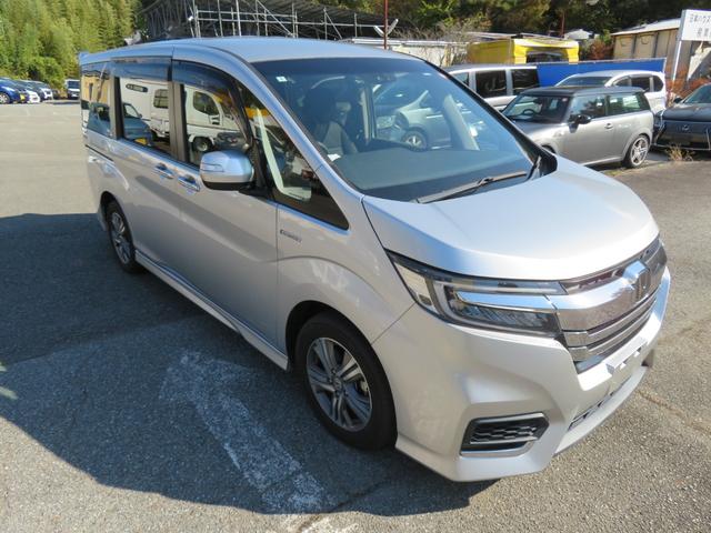 ステップワゴンスパーダ スパーダハイブリッド　Ｇ　ホンダセンシング　ドライブレコーダー　ＥＴＣ　バックカメラ　ナビ　ＴＶ　オートクルーズコントロール　レーンアシスト　衝突被害軽減システム　両側電動スライドドア　オートライト　ＬＥＤヘッドランプ　スマートキー　３列シート（23枚目）