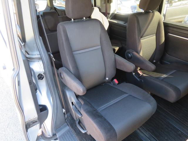 ステップワゴンスパーダ スパーダハイブリッド　Ｇ　ホンダセンシング　ドライブレコーダー　ＥＴＣ　バックカメラ　ナビ　ＴＶ　オートクルーズコントロール　レーンアシスト　衝突被害軽減システム　両側電動スライドドア　オートライト　ＬＥＤヘッドランプ　スマートキー　３列シート（30枚目）