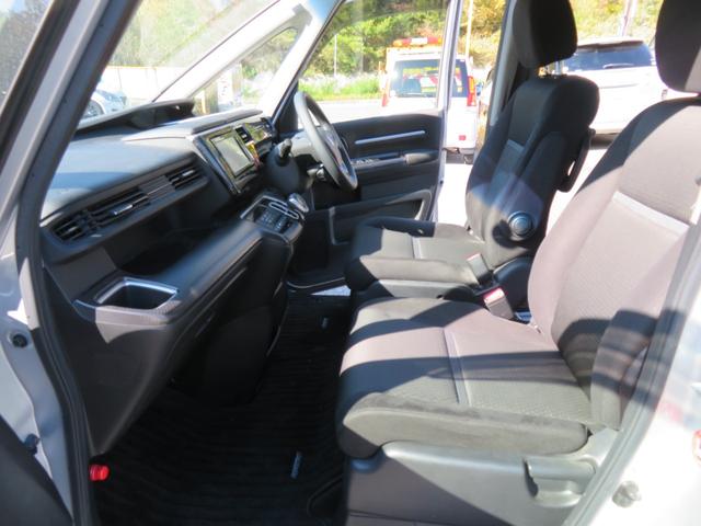 ステップワゴンスパーダ スパーダハイブリッド　Ｇ　ホンダセンシング　ドライブレコーダー　ＥＴＣ　バックカメラ　ナビ　ＴＶ　オートクルーズコントロール　レーンアシスト　衝突被害軽減システム　両側電動スライドドア　オートライト　ＬＥＤヘッドランプ　スマートキー　３列シート（41枚目）