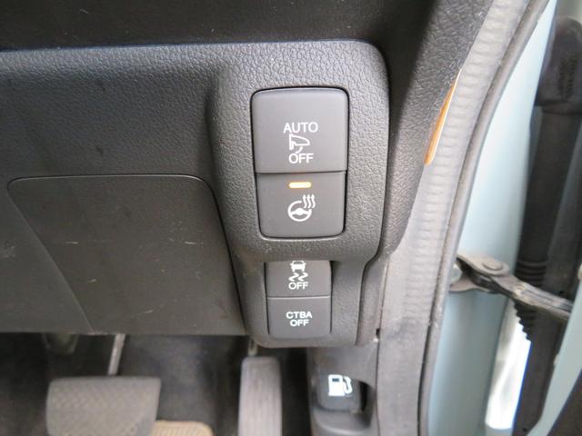 N-BOXスラッシュ G・ターボLインテリアカラーパッケージ ETC バックカメラ ナビ TV オートクルーズコントロール 衝突被害軽減システム HID スマートキー アイドリングストップ 電動格納ミラー シートヒーター ベンチシート CVT 盗難防止システム(8枚目)