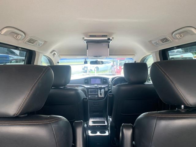 エルグランド ２５０ハイウェイスターＳ　メーカーＯＰナビ　フルセグＴＶ　アラウンドビューモニタ　フリップダウンモニター　両側パワースライドドア　ハーフレザーシート　オットマン　コーナーセンサー　オートライト　ＬＥＤヘッドライト　スマートキー（11枚目）