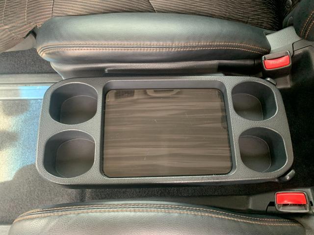 エルグランド ２５０ハイウェイスターＳ　メーカーＯＰナビ　フルセグＴＶ　アラウンドビューモニタ　フリップダウンモニター　両側パワースライドドア　ハーフレザーシート　オットマン　コーナーセンサー　オートライト　ＬＥＤヘッドライト　スマートキー（41枚目）