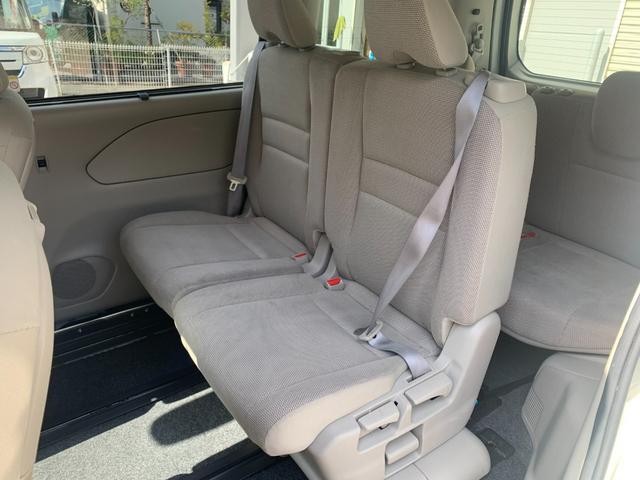 セレナ 　チェアキャブ　スロープ　車いす１名サード仕様Ｘ　電動ウインチ　電動固定装置　ナビ　フルセグＴＶ　バックカメラ　左パワースライドドア　エマージェンシーブレーキ　オートライト　ＬＥＤヘッドライト（17枚目）