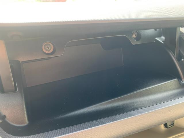 セレナ 　チェアキャブ　スロープ　車いす１名サード仕様Ｘ　電動ウインチ　電動固定装置　ナビ　フルセグＴＶ　バックカメラ　左パワースライドドア　エマージェンシーブレーキ　オートライト　ＬＥＤヘッドライト（35枚目）