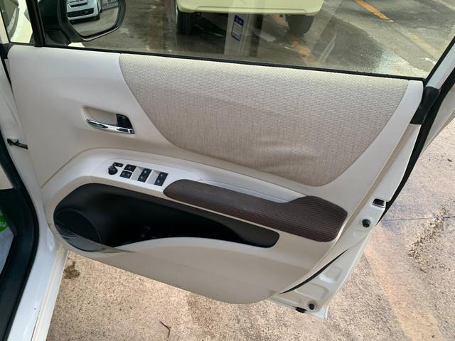 シエンタ Ｇ　車いす仕様車　タイプ１　助手席側セカンドシート付　スロープ　トヨタセーフティセンス　エマージェンシーブレーキ　レーンキープアシスト　ナビ　ＴＶ　バックカメラ　両側パワースライドドア　オートハイビーム（35枚目）