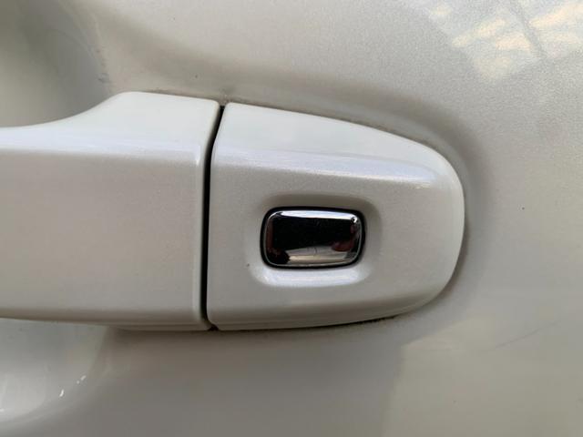 シエンタ Ｇ　車いす仕様車　タイプ１　助手席側セカンドシート付　スロープ　トヨタセーフティセンス　エマージェンシーブレーキ　レーンキープアシスト　ナビ　ＴＶ　バックカメラ　両側パワースライドドア　オートハイビーム（41枚目）