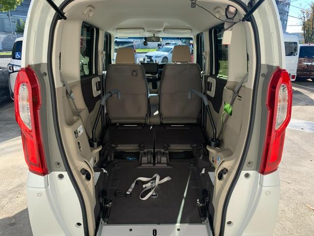 Ｎ－ＢＯＸ Ｇ・スロープＬホンダセンシング　１オーナー　電動ウインチ　エマージェンシーブレーキ　レーンキープアシスト　ディスプレイオーディオ　バックカメラ　左パワースライドドア　シートヒーター　オートライト　ＬＥＤヘッドライト（4枚目）