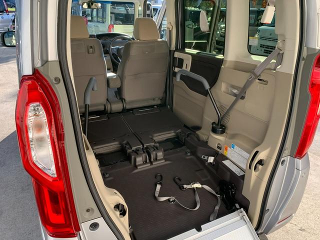 Ｎ－ＢＯＸ Ｇ・スロープＬターボホンダセンシング　電動ウインチ　スロープ　ターボ　ワンセグＴＶ　バックカメラ　両側パワースライドドア　エマージェンシーブレーキ　レーンキープアシスト　パドルシフト　スマートキー　ＬＥＤヘッドライト　オートライト（5枚目）