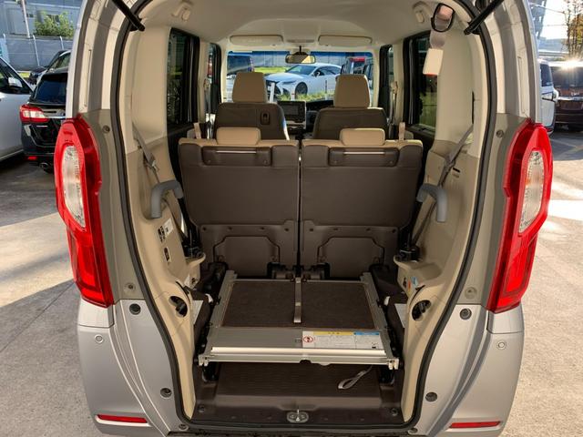 Ｎ－ＢＯＸ Ｇ・スロープＬターボホンダセンシング　電動ウインチ　スロープ　ターボ　ワンセグＴＶ　バックカメラ　両側パワースライドドア　エマージェンシーブレーキ　レーンキープアシスト　パドルシフト　スマートキー　ＬＥＤヘッドライト　オートライト（18枚目）