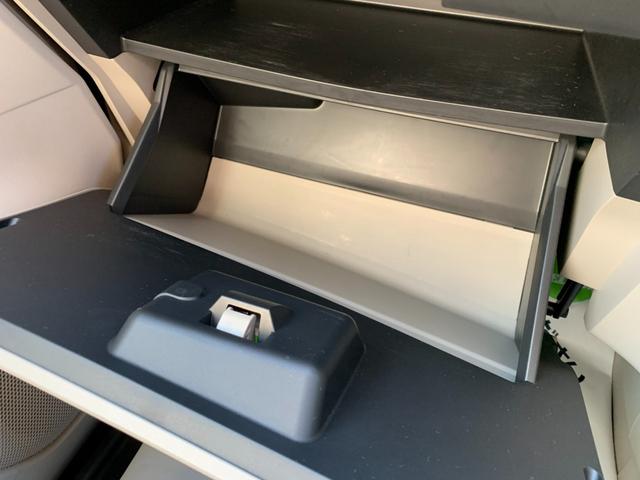 セレナ ｅ－パワー　ＸＶ　９インチナビ　フルセグＴＶ　アラウンドビューモニター　両側パワースライドドア　エマージェンシーブレーキ　レーンキープアシスト　パークアシスト　コーナーセンサー　シートヒーター　スマートキー（38枚目）