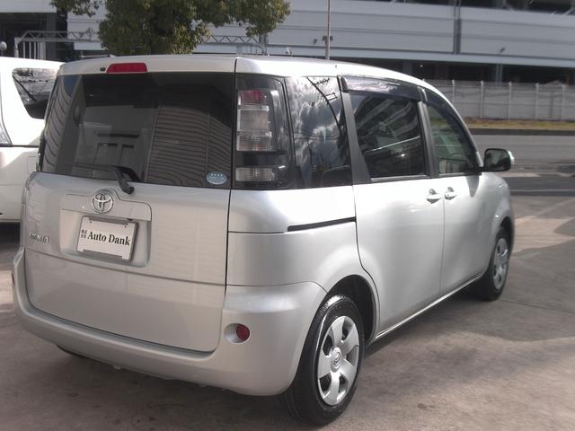 シエンタ Ｘ　Ｌパッケージ　助手席リフトアップシート車Ａタイプ　ナビ　ＴＶ　バックカメラ　左パワースライドドア　ＥＴＣ　キーレスキー　ＨＩＤヘッドライト　前後ドライブレコーダー　Ｂｌｕｅｔｏｏｔｈ（4枚目）