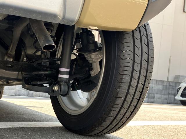 タフト G クロムベンチャー メモリーナビ・バックカメラ・Bluetooth・フルセグTV・DVD/CD再生・ETC・コーナーセンサー・スマートキー・シートヒーター・LEDヘッドライト・衝突被害軽減ブレーキ・純正アルミ(16枚目)