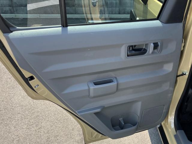 タフト G クロムベンチャー メモリーナビ・バックカメラ・Bluetooth・フルセグTV・DVD/CD再生・ETC・コーナーセンサー・スマートキー・シートヒーター・LEDヘッドライト・衝突被害軽減ブレーキ・純正アルミ(17枚目)