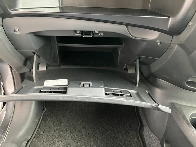 ノート X 1オーナー・メモリーナビ・バックカメラ・ワンセグTV・CD再生・ETC・スマートキー・LEDヘッドライト・衝突被害軽減ブレーキ(8枚目)