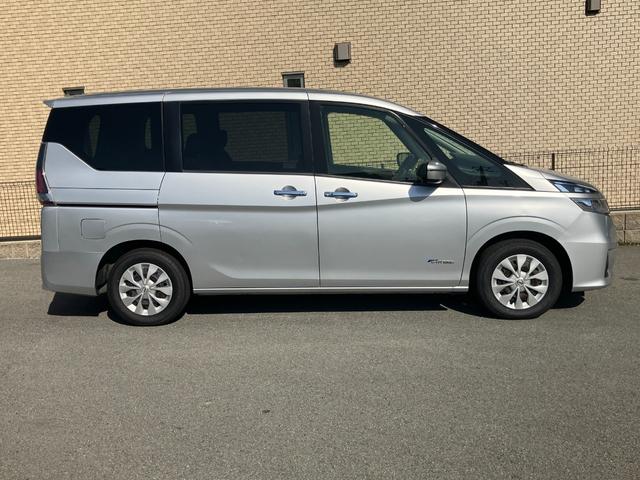 セレナ Ｘ　Ｖセレクション　メモリーナビ・バックカメラ・ＥＴＣ・両側電動スライドドア付（22枚目）