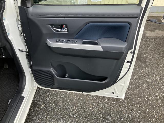 ルーミー カスタムG レンタカー使用車・LEDヘッドランプ・両側電動スライドドア・アダプティブクルーズコントロール・メモリーナビ・バックカメラ・ETC(33枚目)