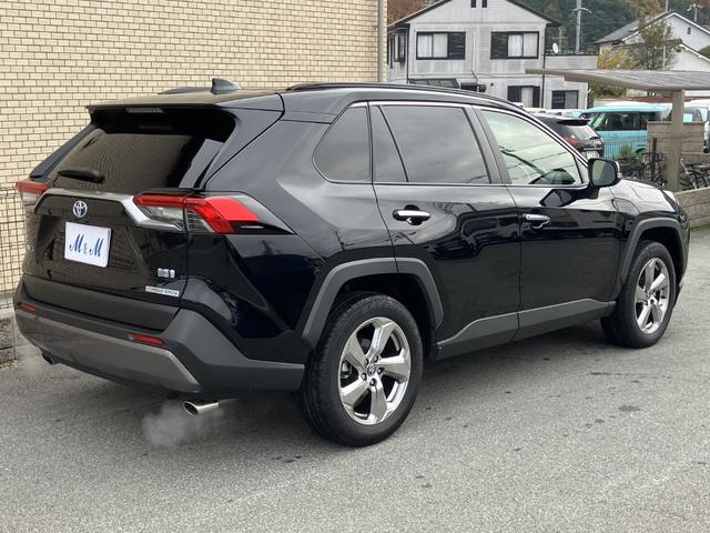 RAV4 ハイブリッドG 4WD・サンルーフ・パワーバックドア・パノラミックビューモニター・ディスプレイオーディオ・LEDヘッドランプ・フォグランプ・ETC2.0・ハンドルヒーター(6枚目)