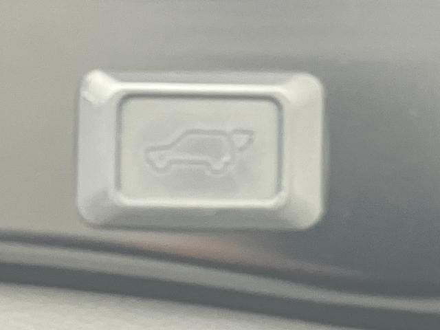 RAV4 ハイブリッドG 4WD・サンルーフ・パワーバックドア・パノラミックビューモニター・ディスプレイオーディオ・LEDヘッドランプ・フォグランプ・ETC2.0・ハンドルヒーター(22枚目)