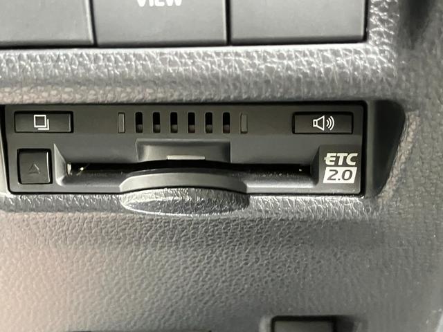 RAV4 ハイブリッドG 4WD・サンルーフ・パワーバックドア・パノラミックビューモニター・ディスプレイオーディオ・LEDヘッドランプ・フォグランプ・ETC2.0・ハンドルヒーター(27枚目)