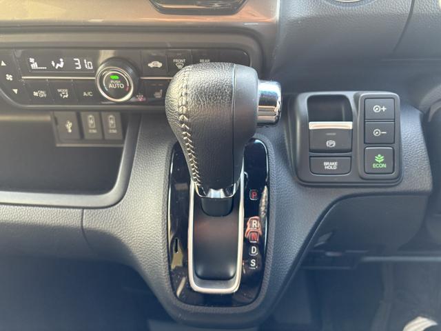 N-BOXカスタム Lターボ スタイル+ブラック 両側パワースライドドア・LEDヘッドランプ・フォグランプ・8インチナビ(VXU-195NBi)・ホンダセンシング(39枚目)